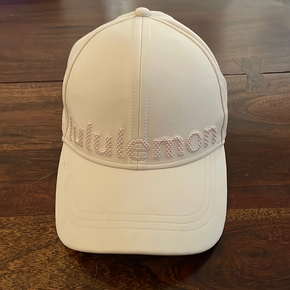 Lulu lemom hat color pink